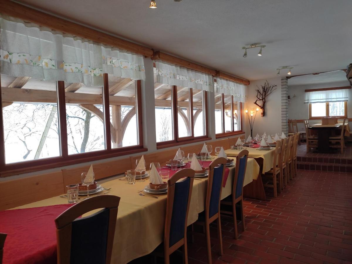 Villa Tourist Farm Strle With Great Local Food Cerknica Esterno foto
