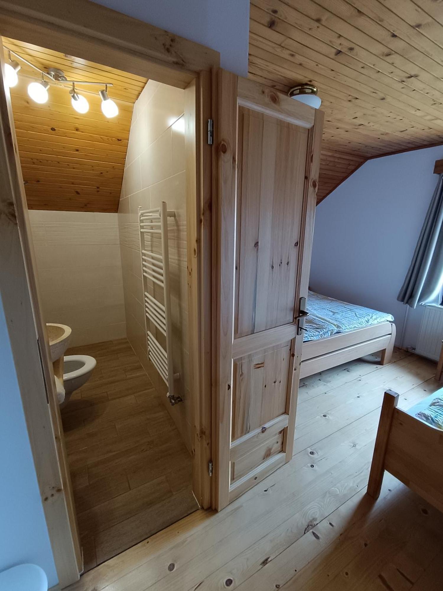 Villa Tourist Farm Strle With Great Local Food Cerknica Esterno foto